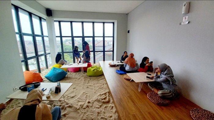 cover 4 Konsep Coffee Shop untuk Target Pasar Mahasiswa